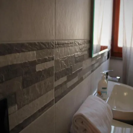 With Garden And Cosy Attic *