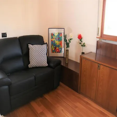 With Garden And Cosy Attic Willa *