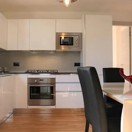 Villa With Garden And Cosy Attic *